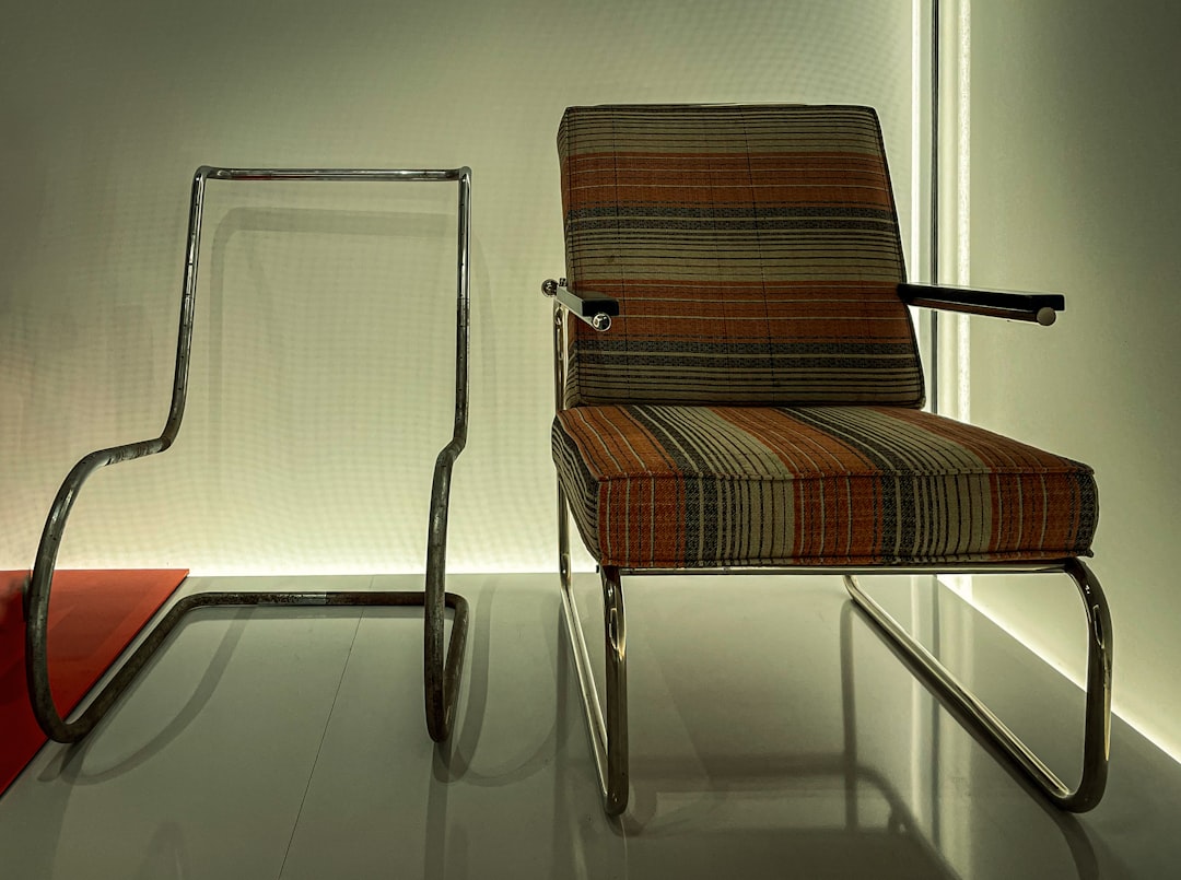 découvrez notre collection exclusive de chaises design alliant confort et style pour sublimer votre intérieur.