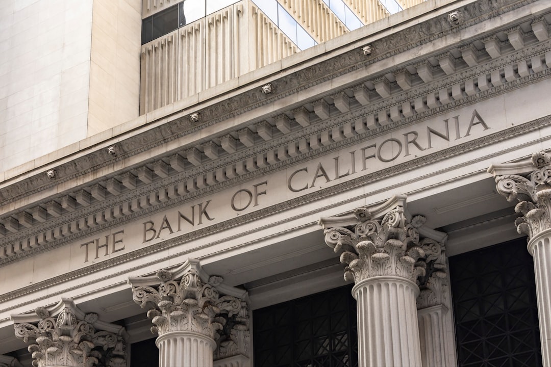 découvrez les salaires dans le secteur bancaire : rémunérations, évolutions de carrière et avantages des différents postes en banque.