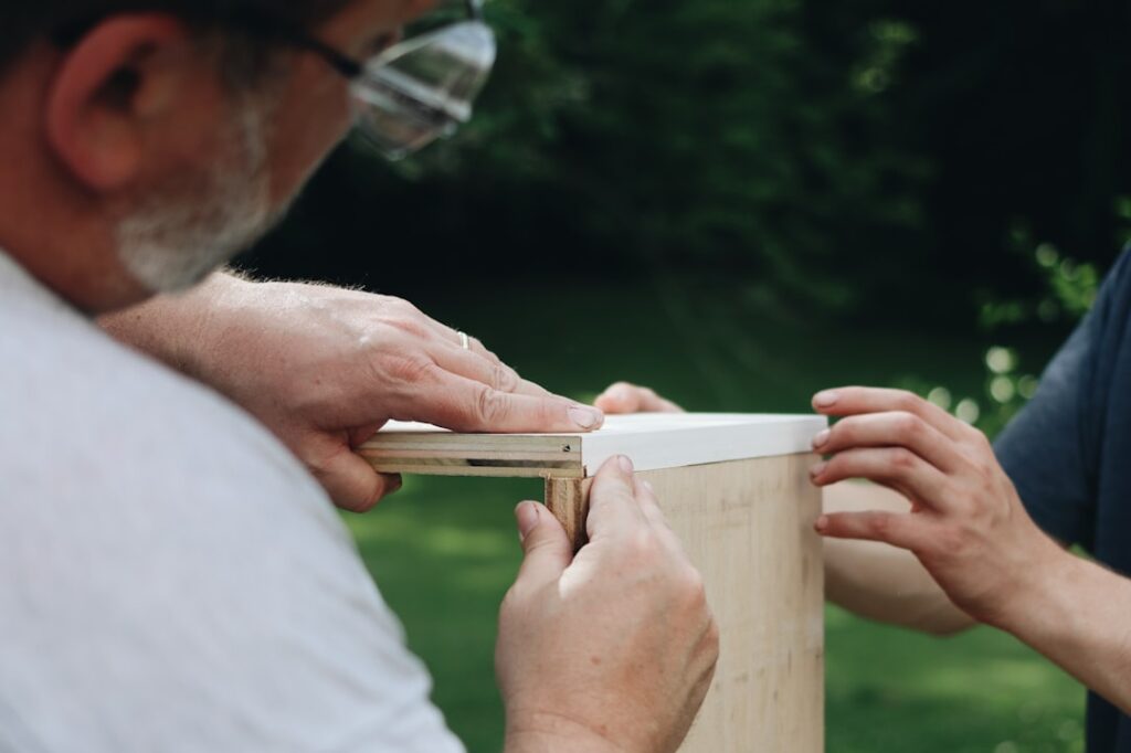 découvrez des projets diy simples et créatifs pour tous les niveaux, avec des tutoriels étape par étape pour fabriquer vos propres objets fait maison.